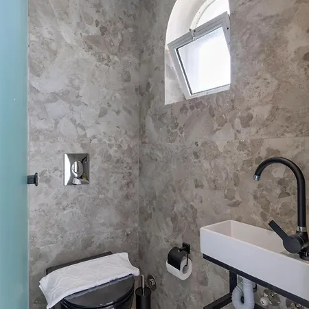 Iviskos - Adults Only 2*